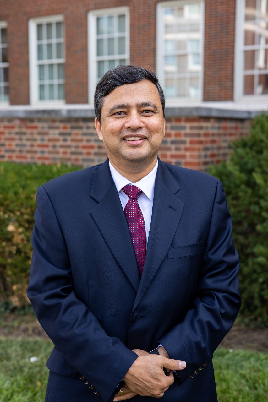Headshot of Milind Jog