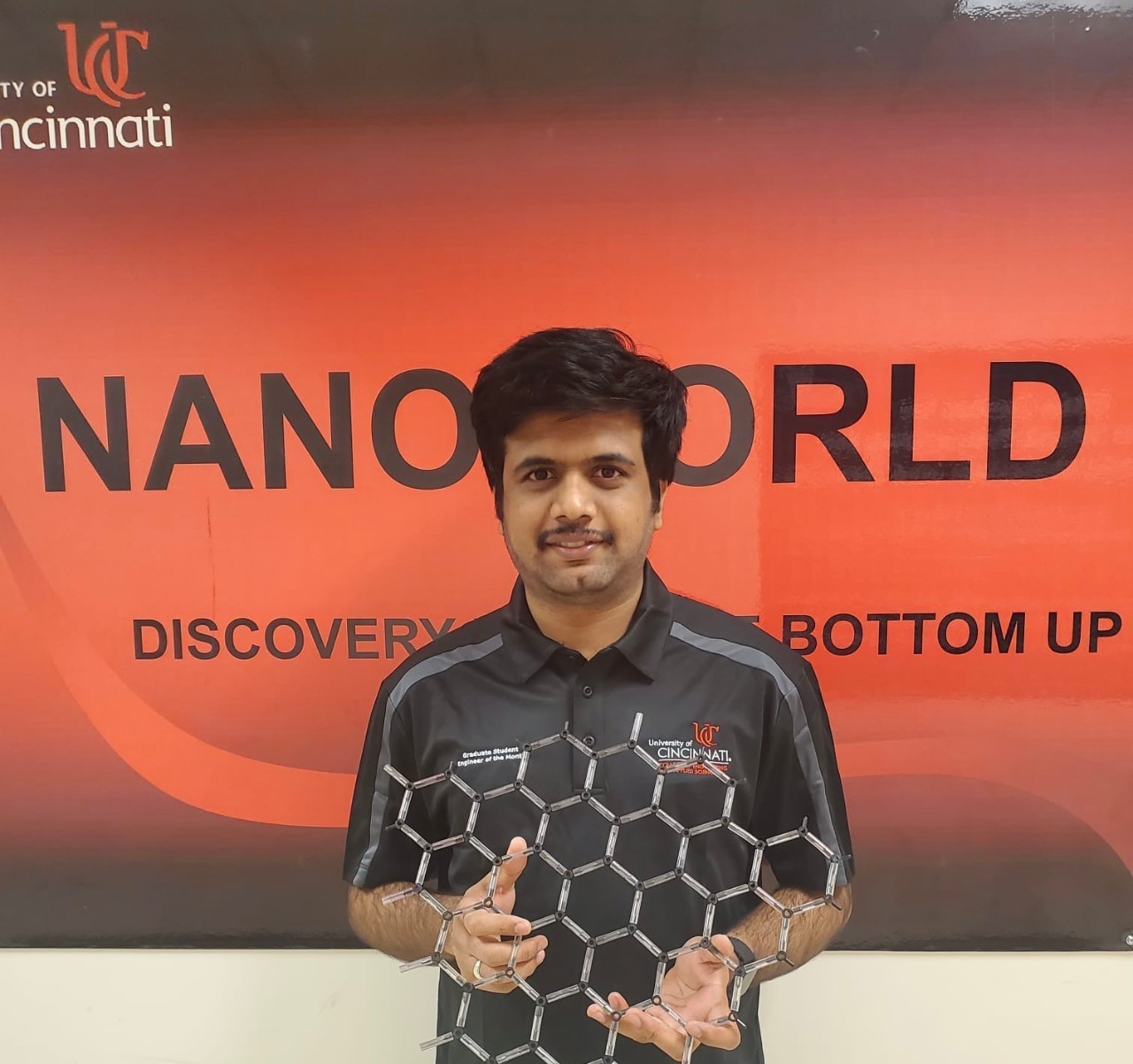Headshot of Vamsi Kondapilli