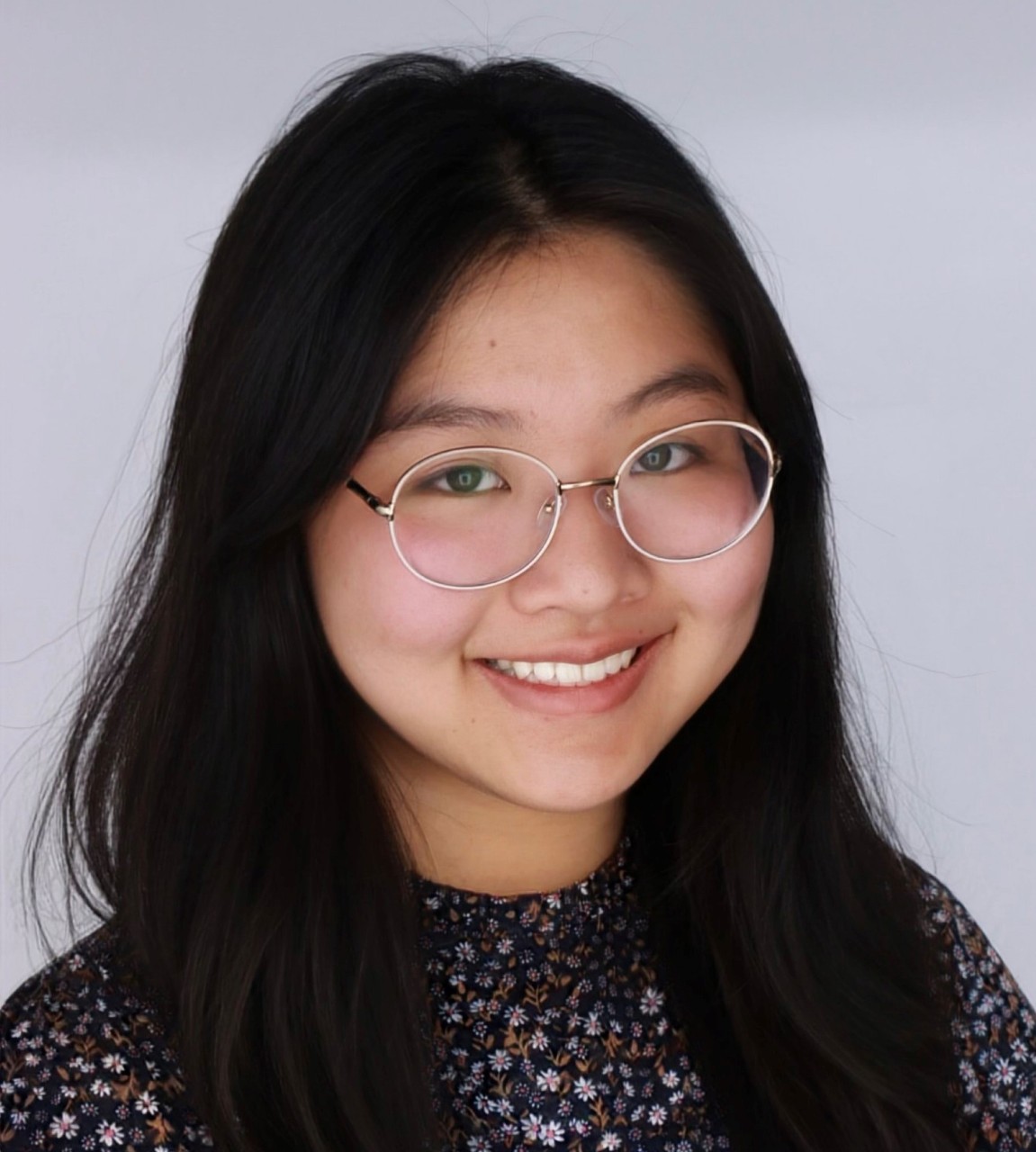 headshot Anna Chen