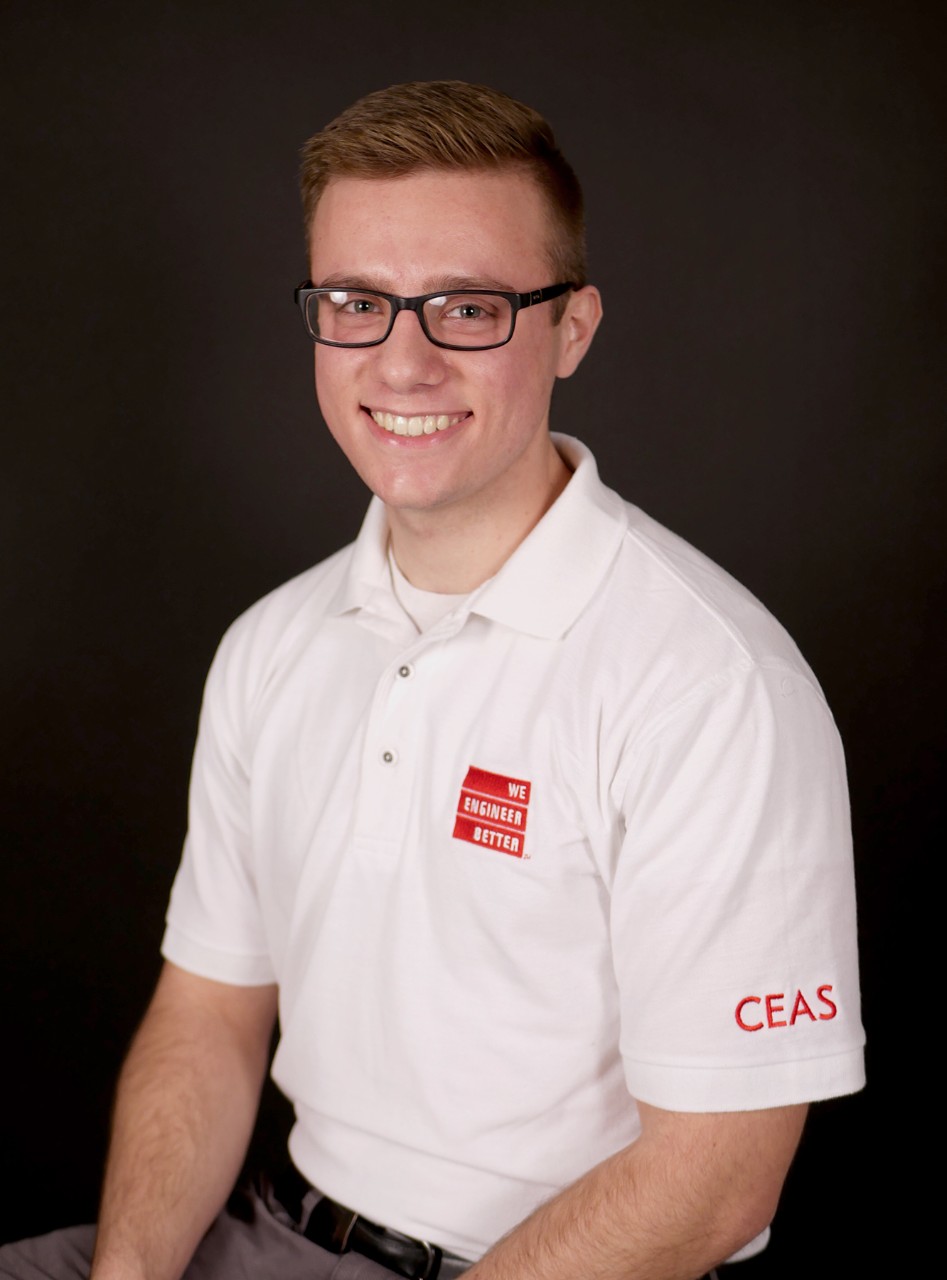 Headshot of Ryan Muir