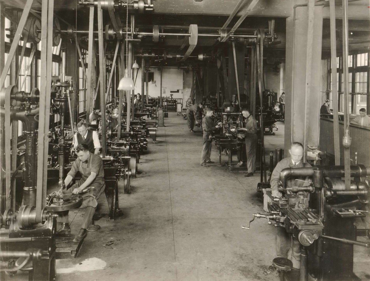 Students in machine shop