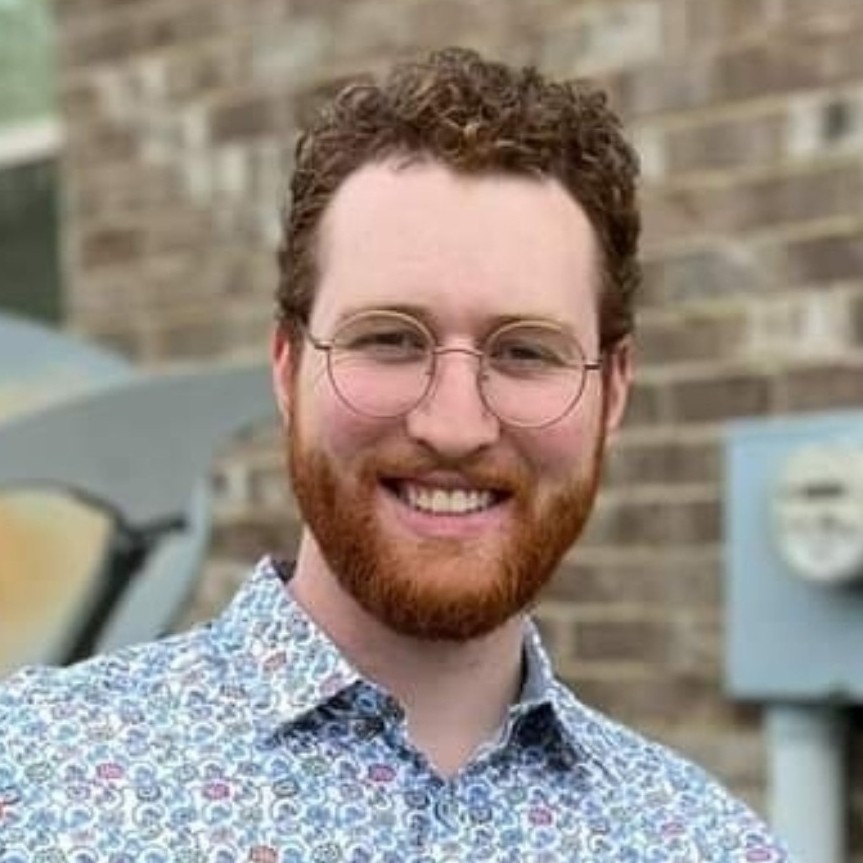 headshot Ethan Harper