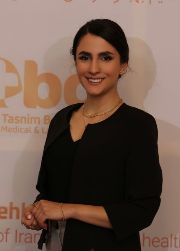 Headshot of Dorsa Rezayat