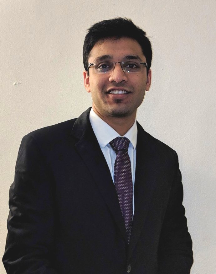Headshot of Sushrut Dandawate