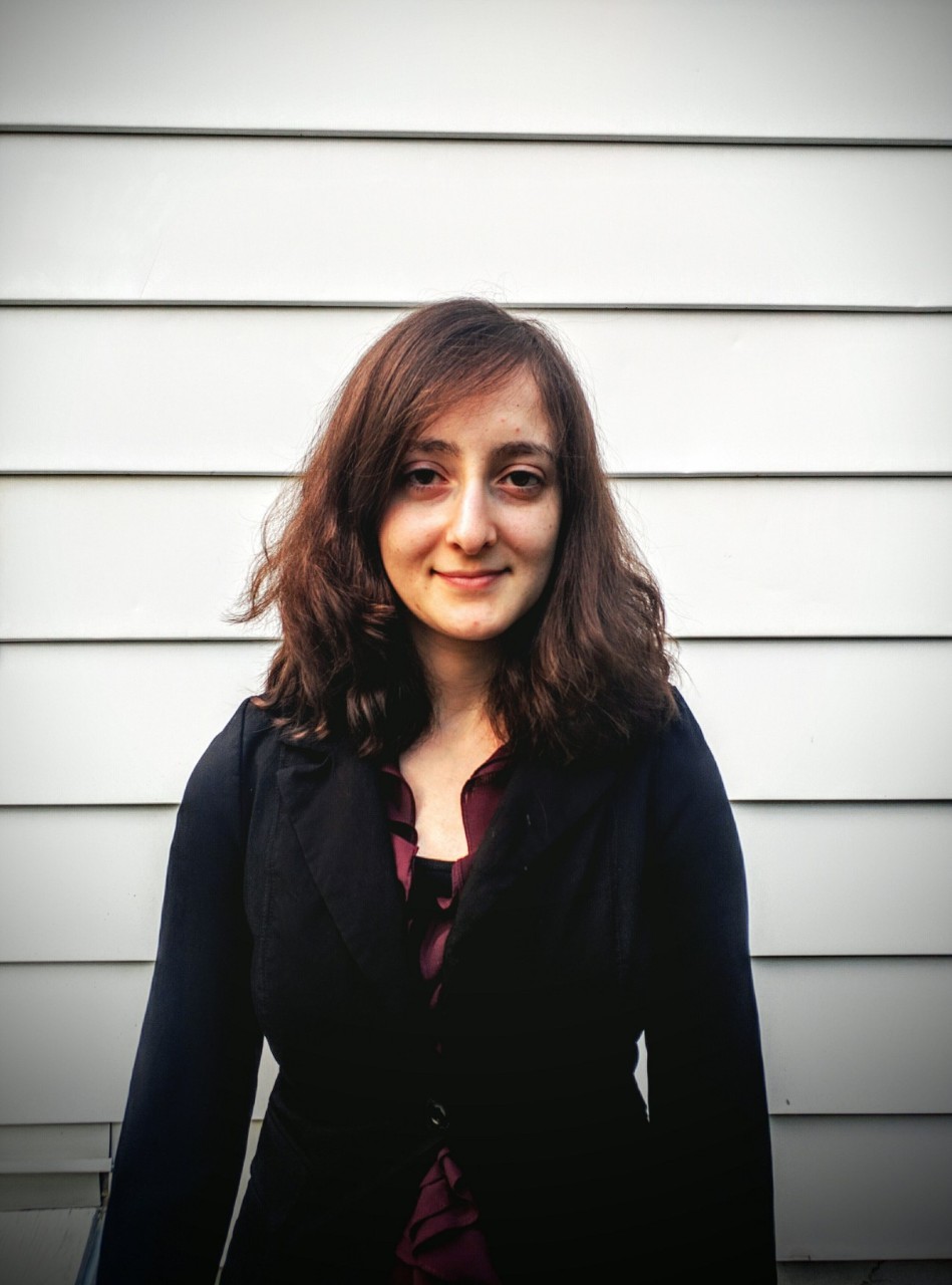Anne Brant headshot