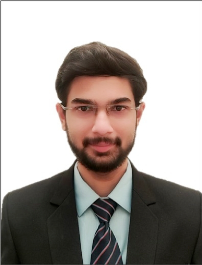 Vineet's headshot